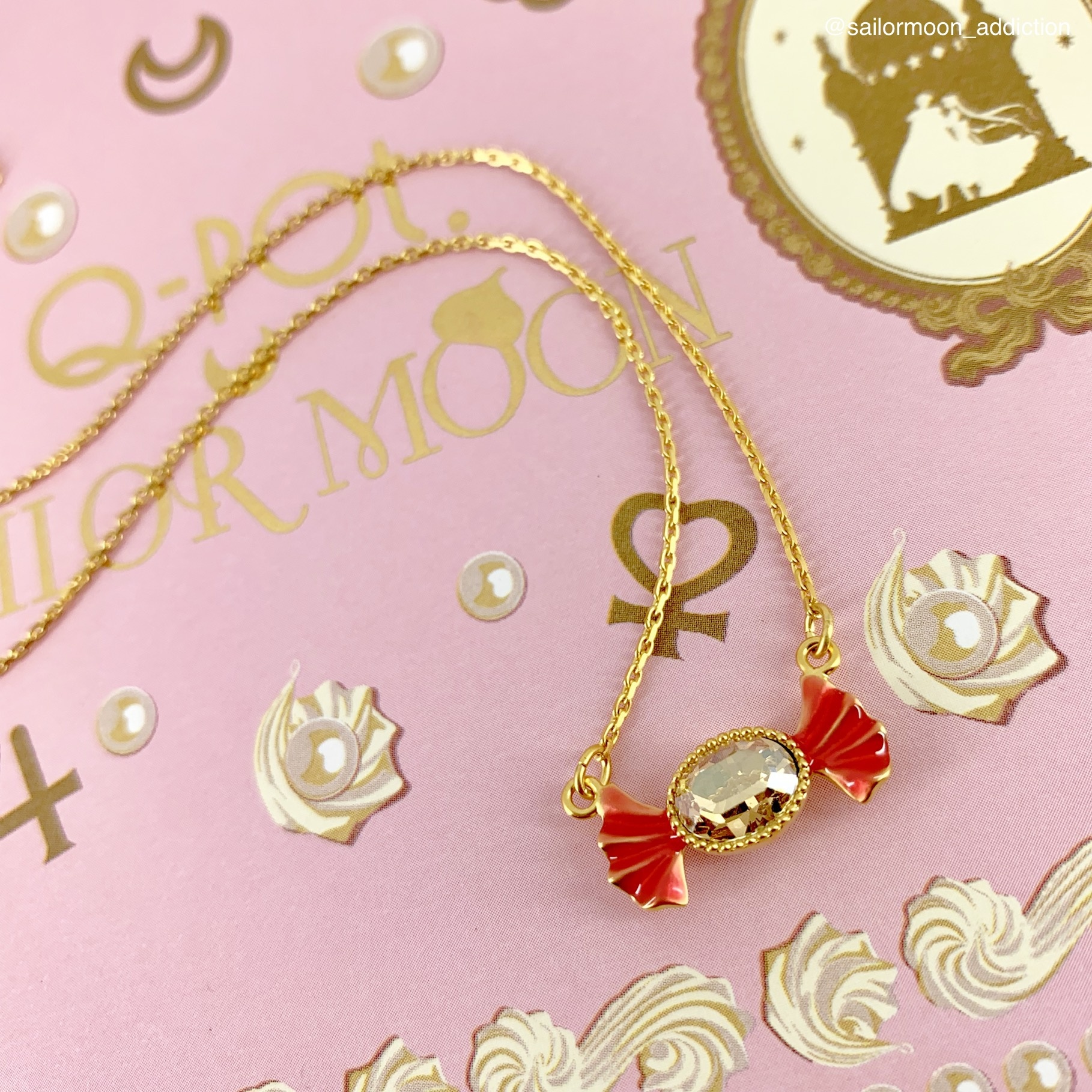 Sailor Moon Fan Club Exclusive Q-Pot Macaron Necklace & Bag Charm Review